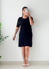Size M-L Black Minimal Knit Shift Dress