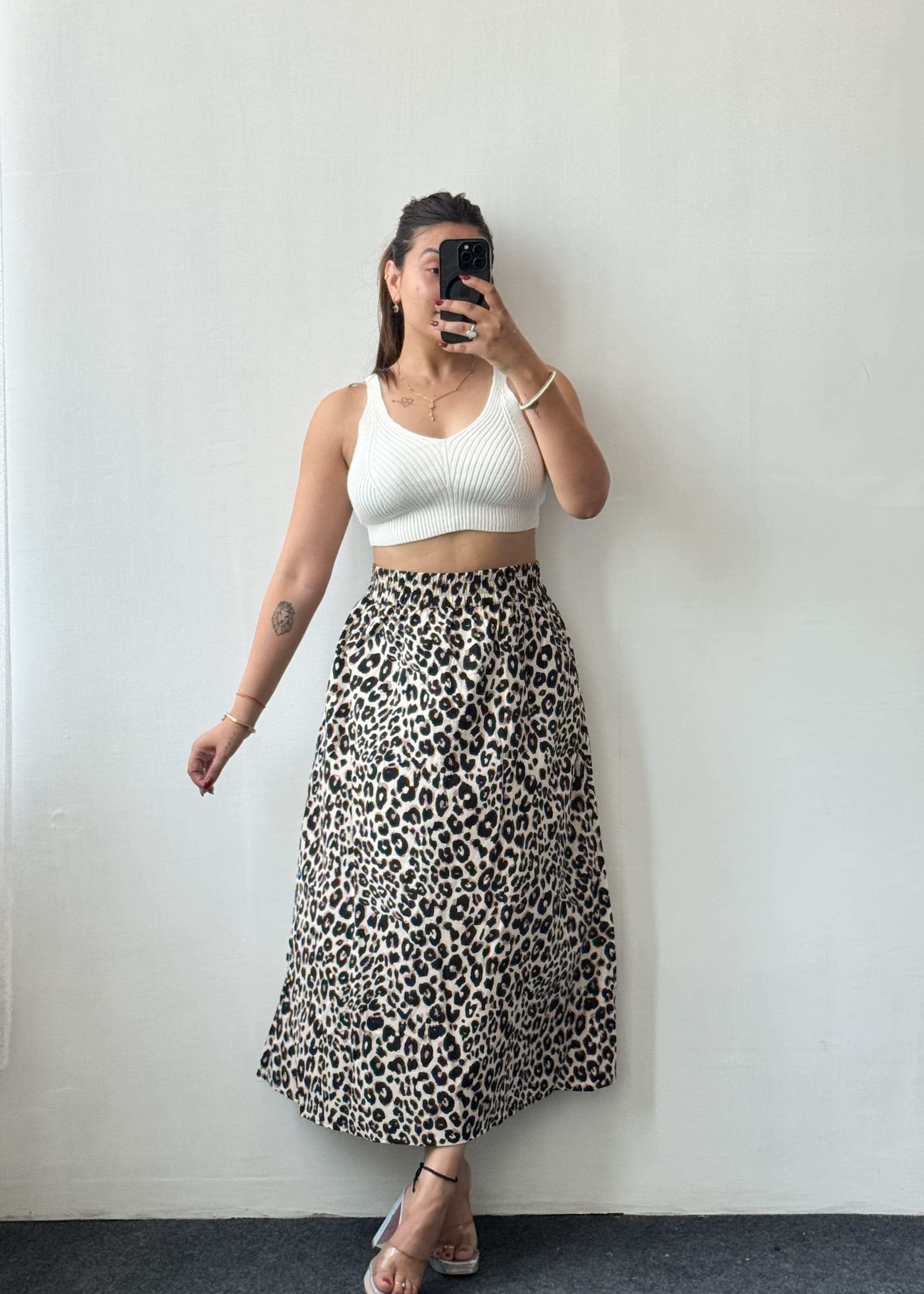 G1406 WAIST 28-30 - Closet by Payal
