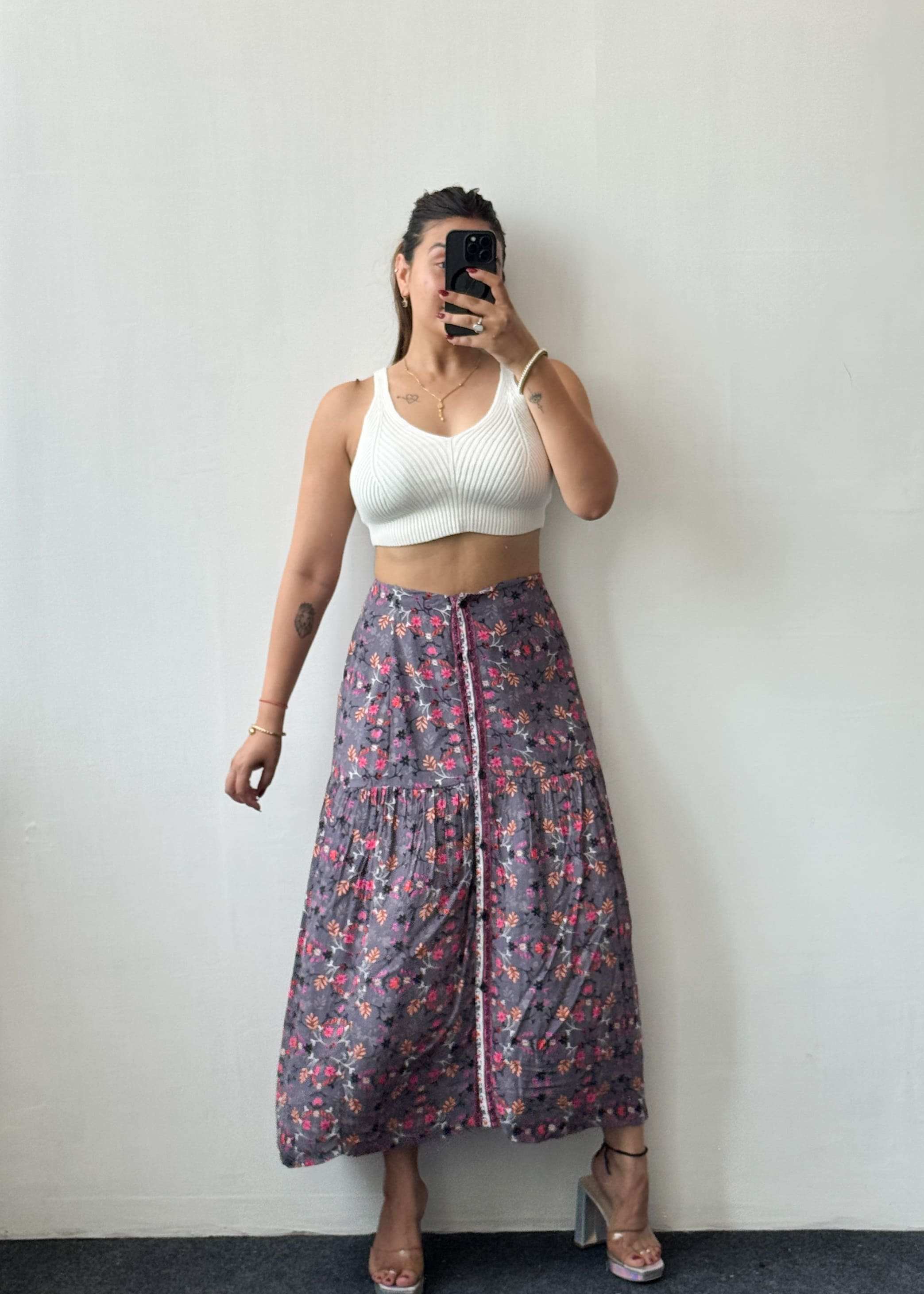 G1406 WAIST 31-32 - Closet by Payal