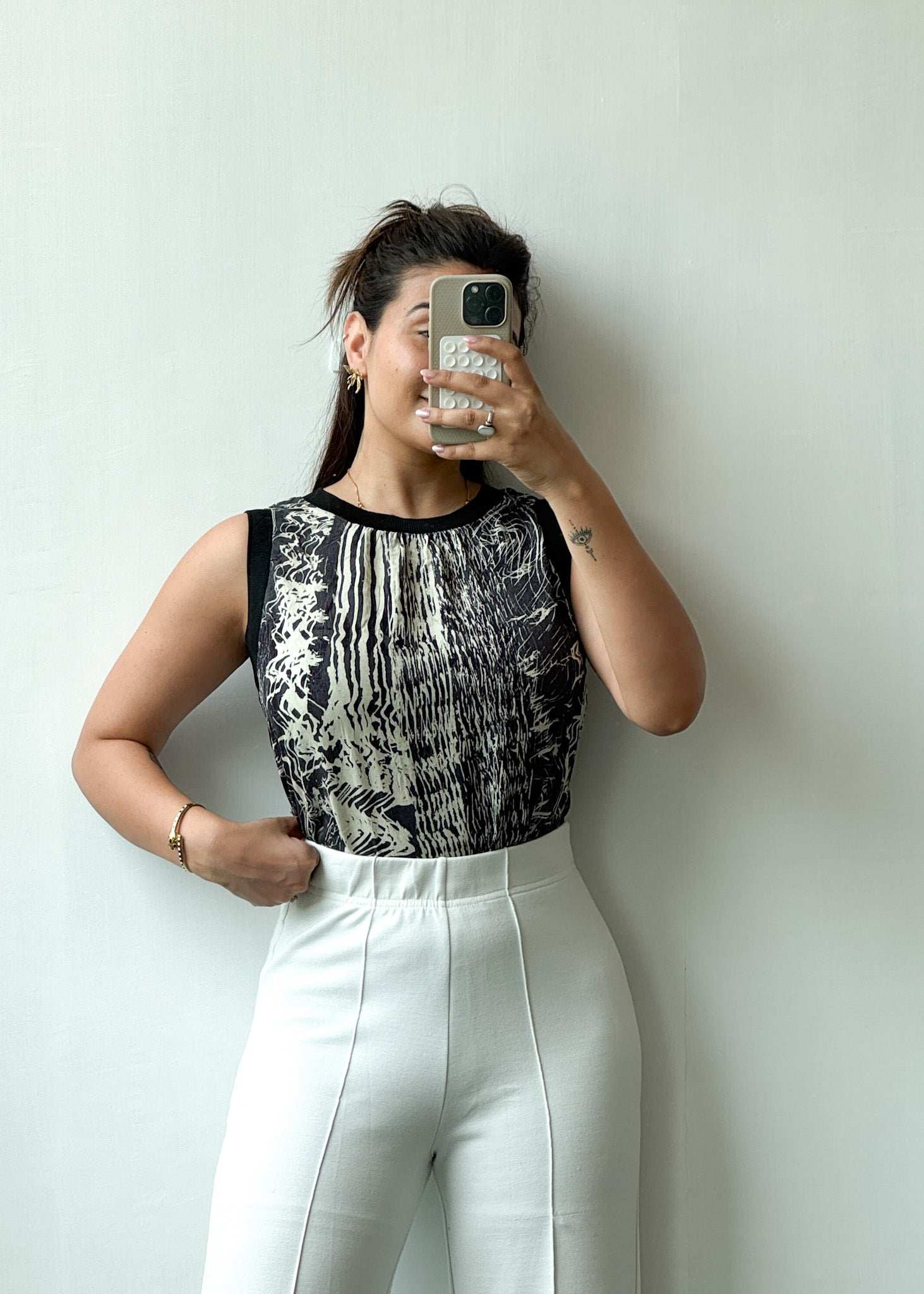 S0805 SIZE M-L - Closet by Payal