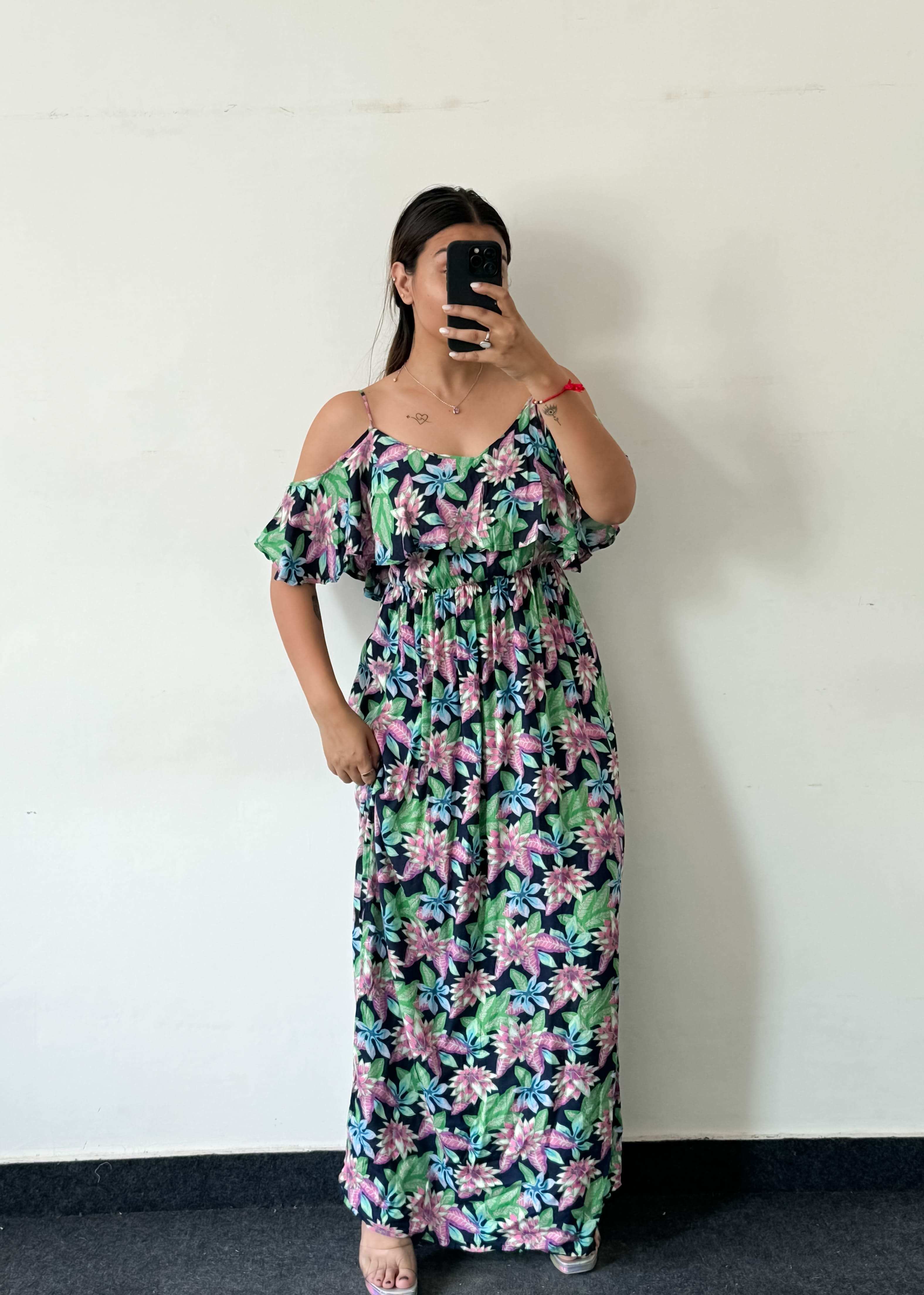 C2024 SIZE S-M - Closet by Payal