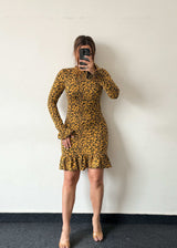 C2024 SIZE S-M - Closet by Payal