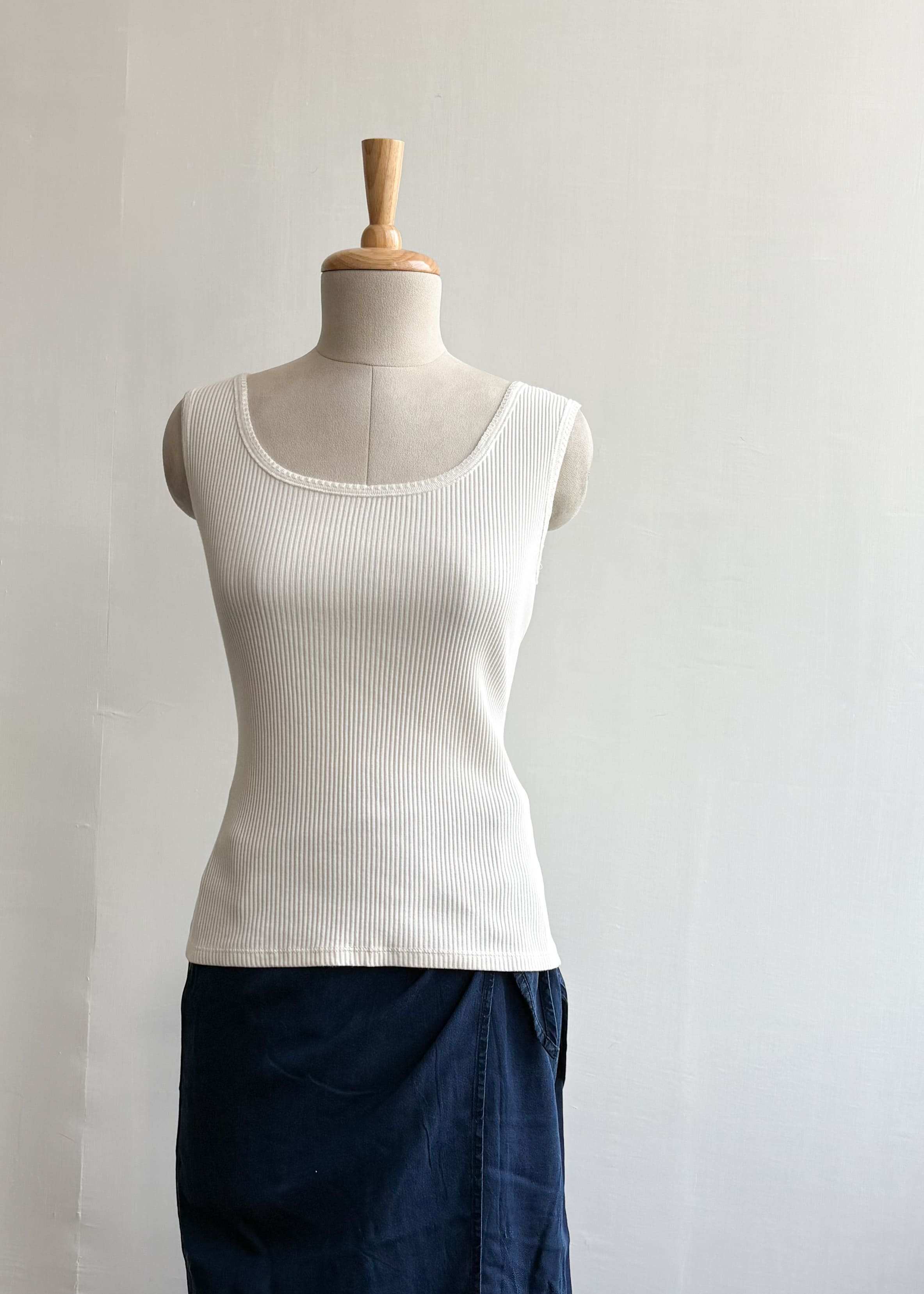 J2006 SIZE S-M - Closet by Payal
