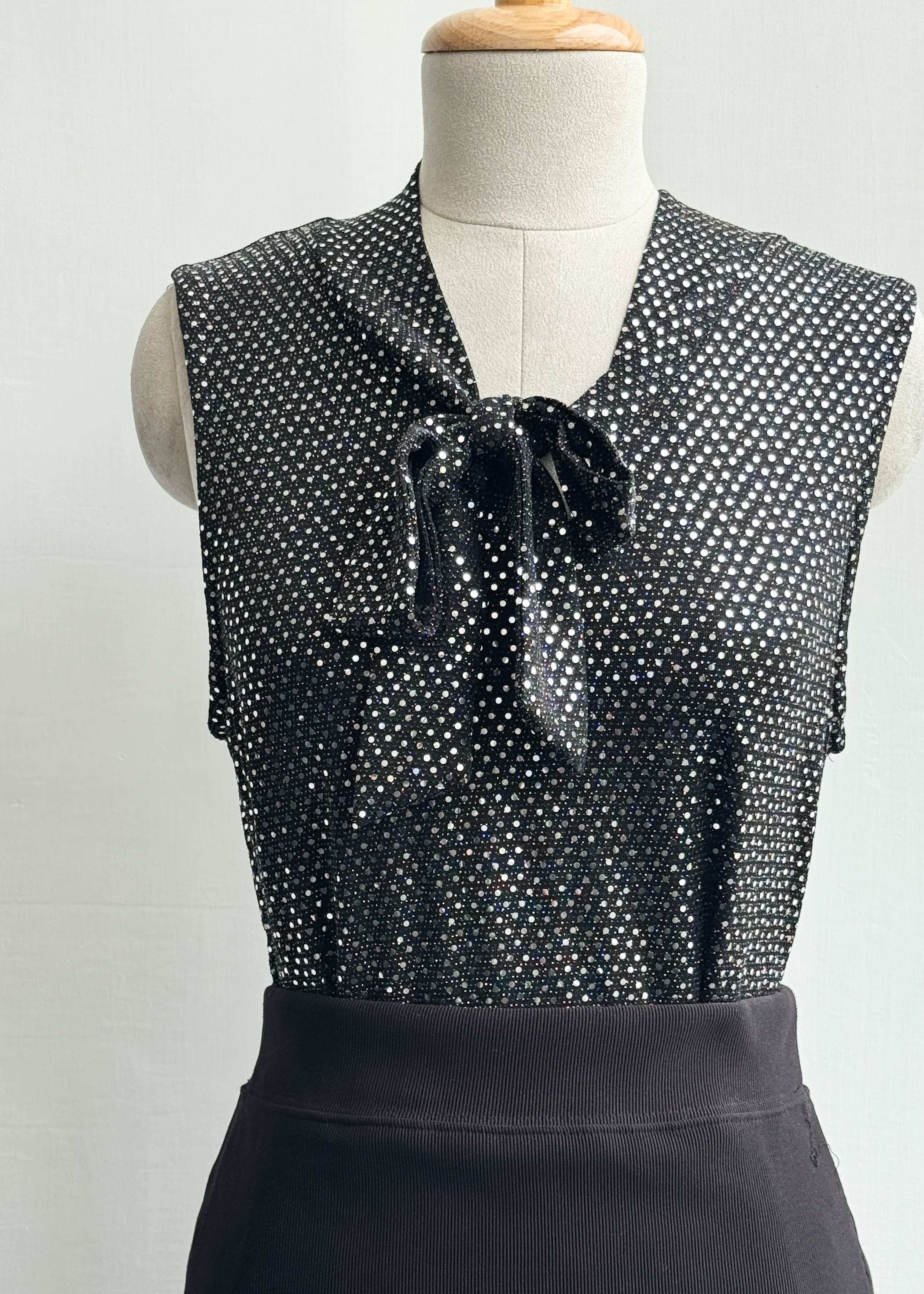 C0306 SIZE M-L - Closet by Payal