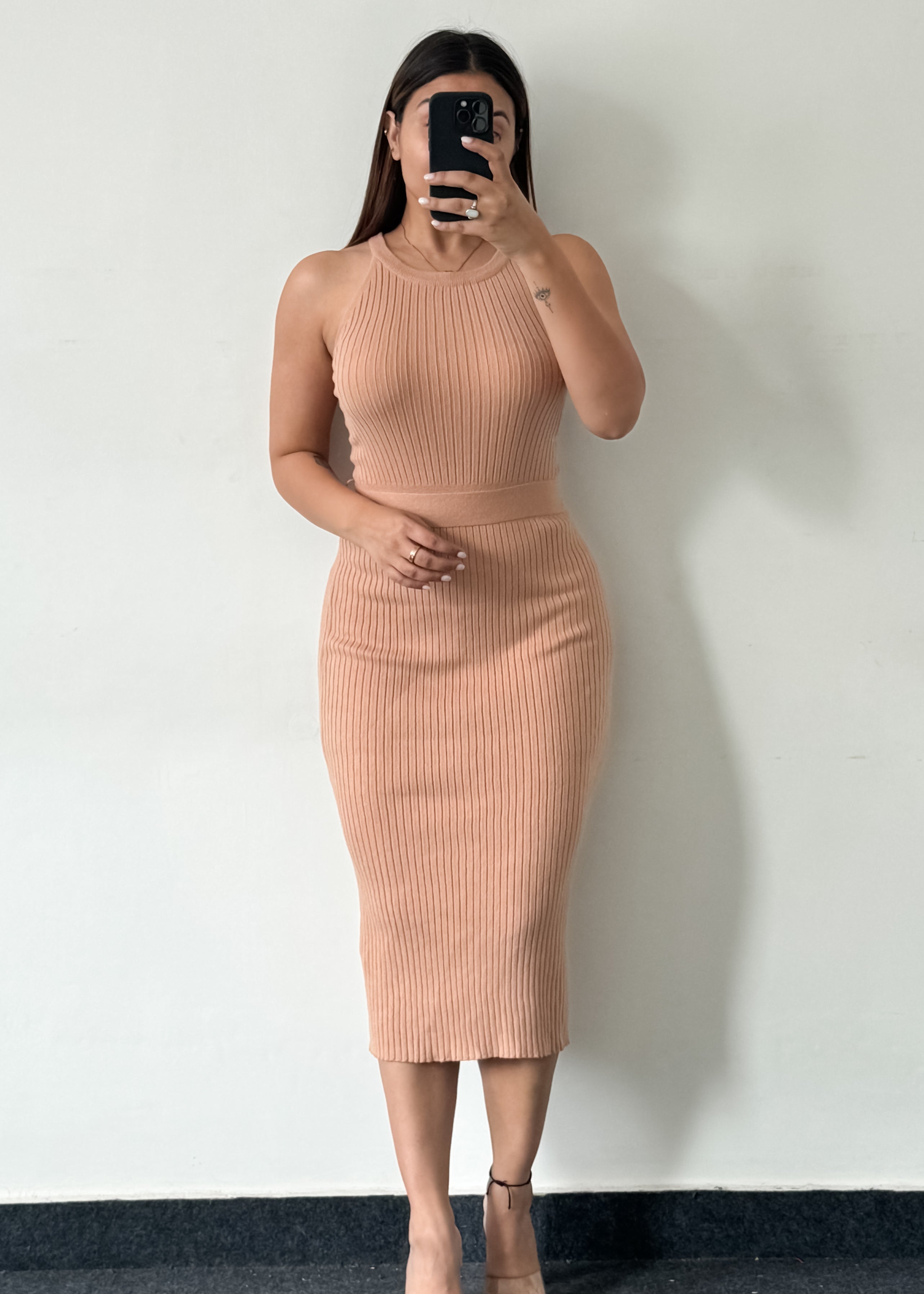 BEIGE BODYCON, L-XL