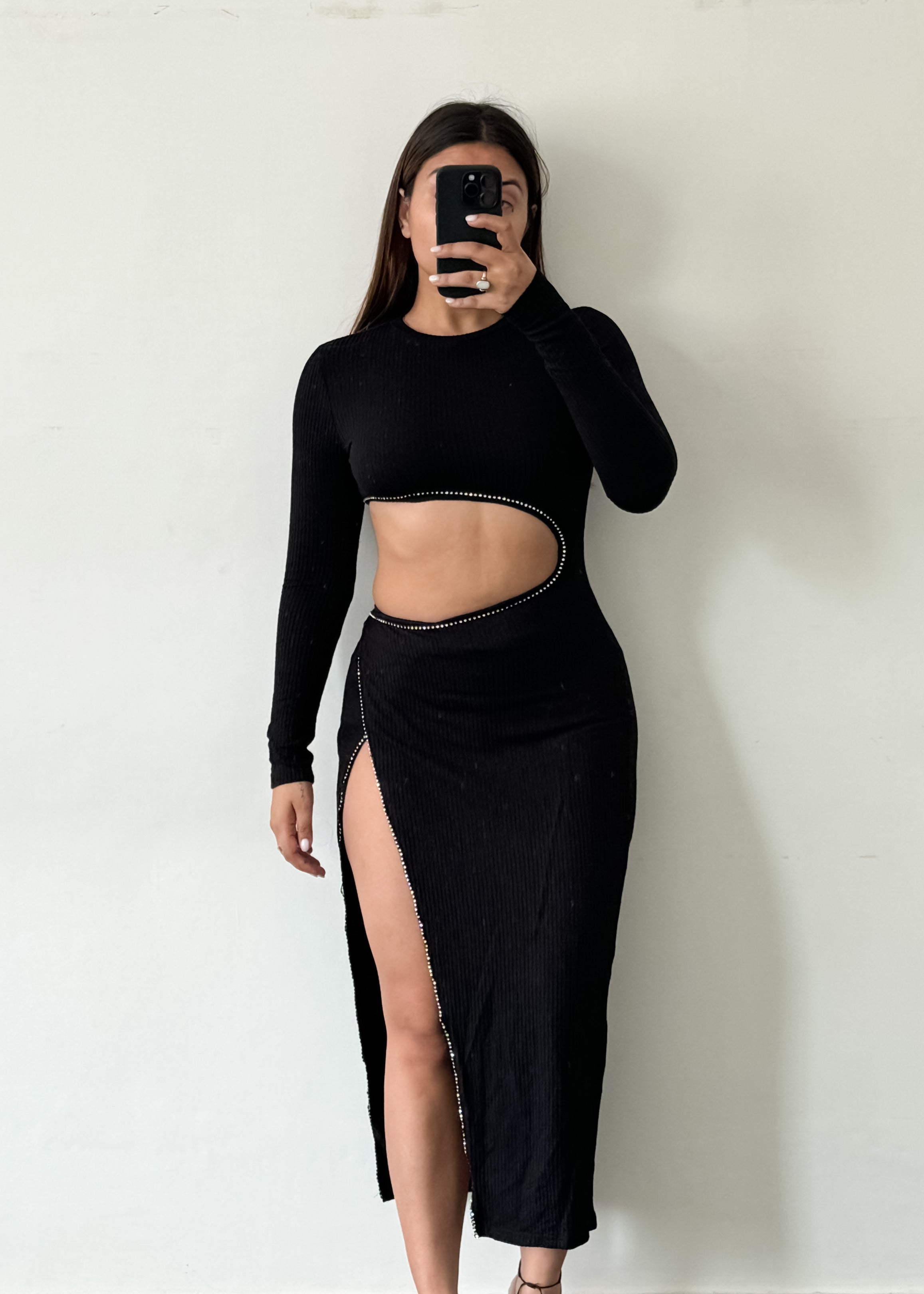 BLACK CUT OUT, XS-S